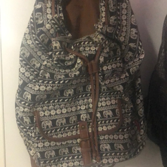 Union Bay Backpack - Picture 3 of 4